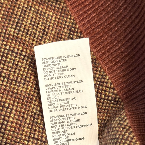 Retro Pattern Knitted Cropped Sweater Vest NWOT - Picture 4 of 4